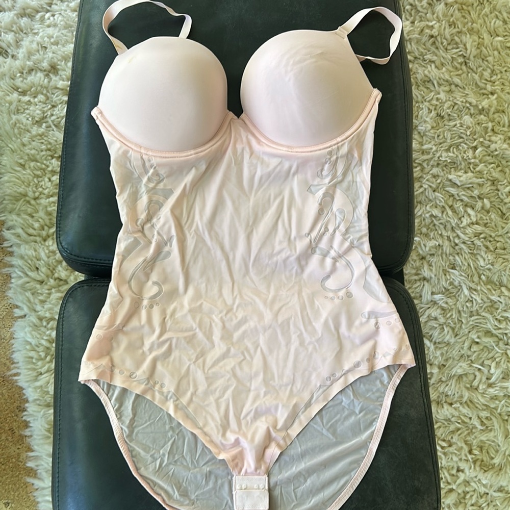 Spanx full body shape with push up bra